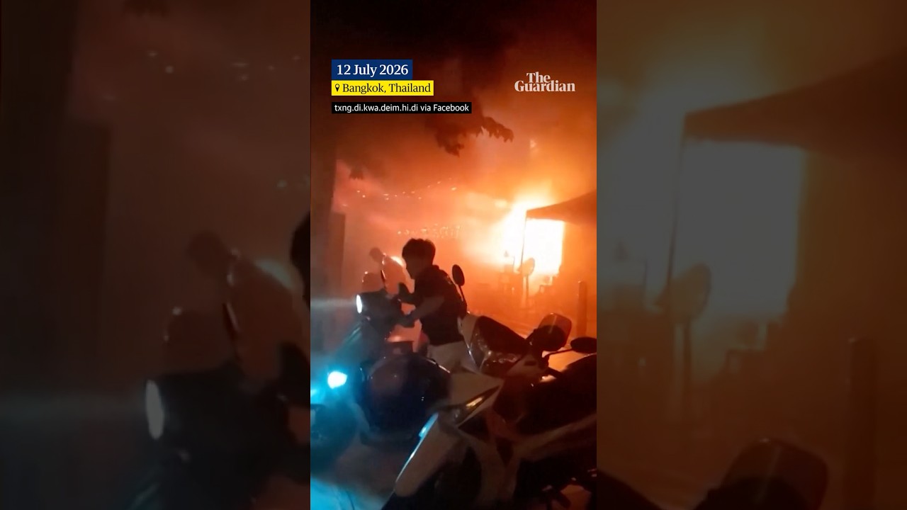 Video shows moment of fire at Bangkok pub