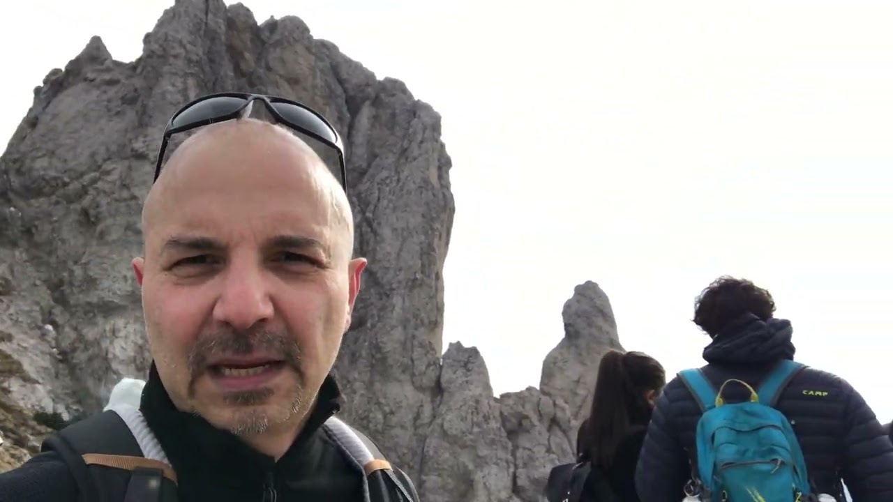 Grignetta , rifugio Rosalba (1730 m)  dai Piani Resinelli (LC) Sentiero delle Foppe.