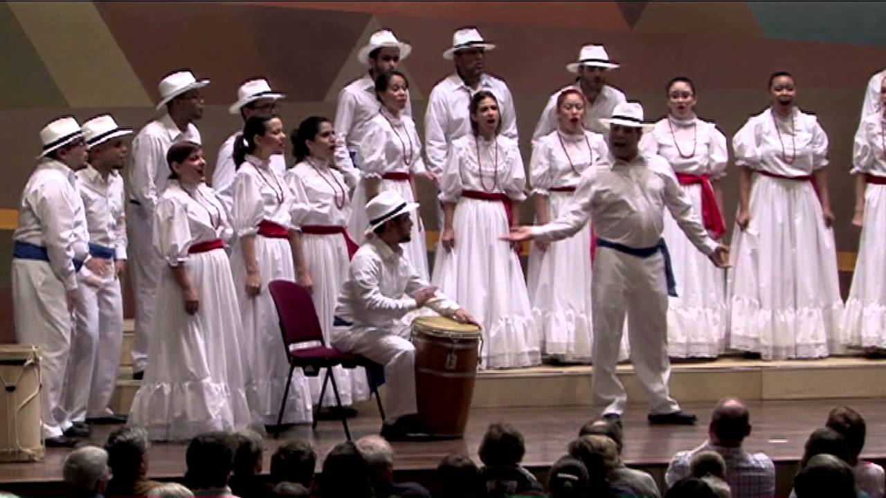 Angel Cucco Peña: Bomba E - Coralia of the University of Puerto Rico; Carmen Acevedo Lucia