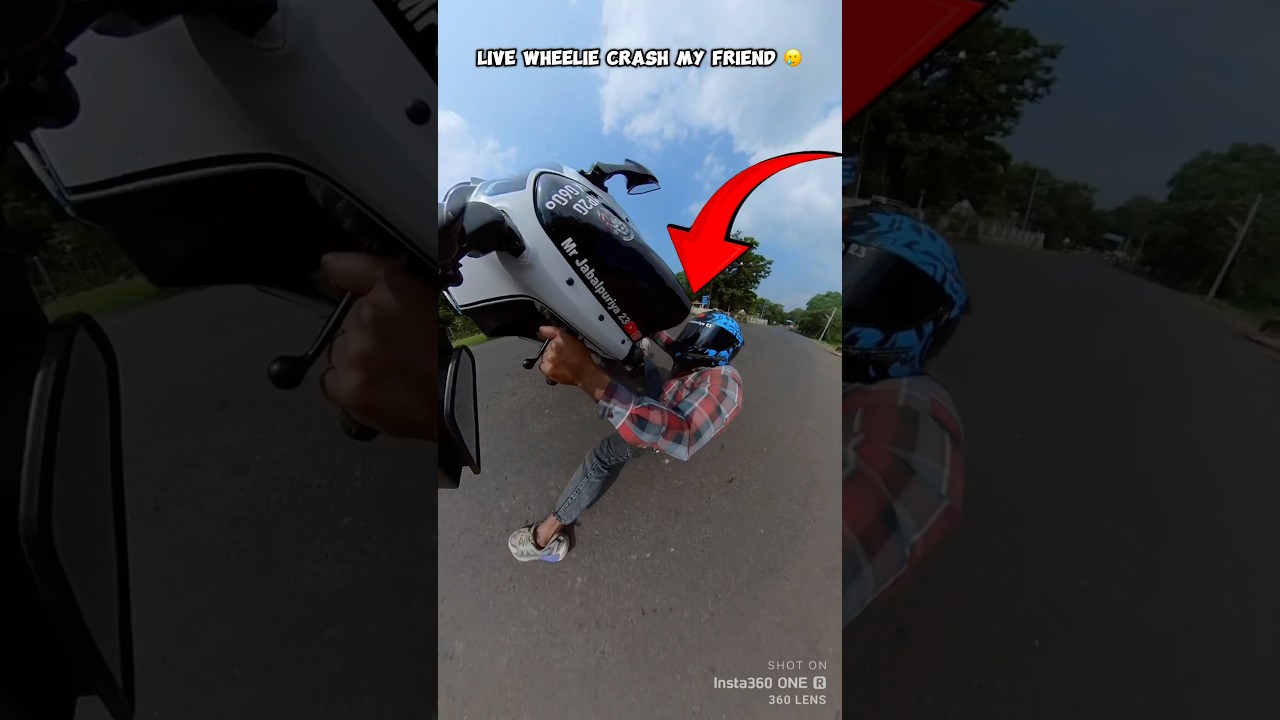 Live crash wheelie my friend 🥲 #crash #motovlog #moto #r15