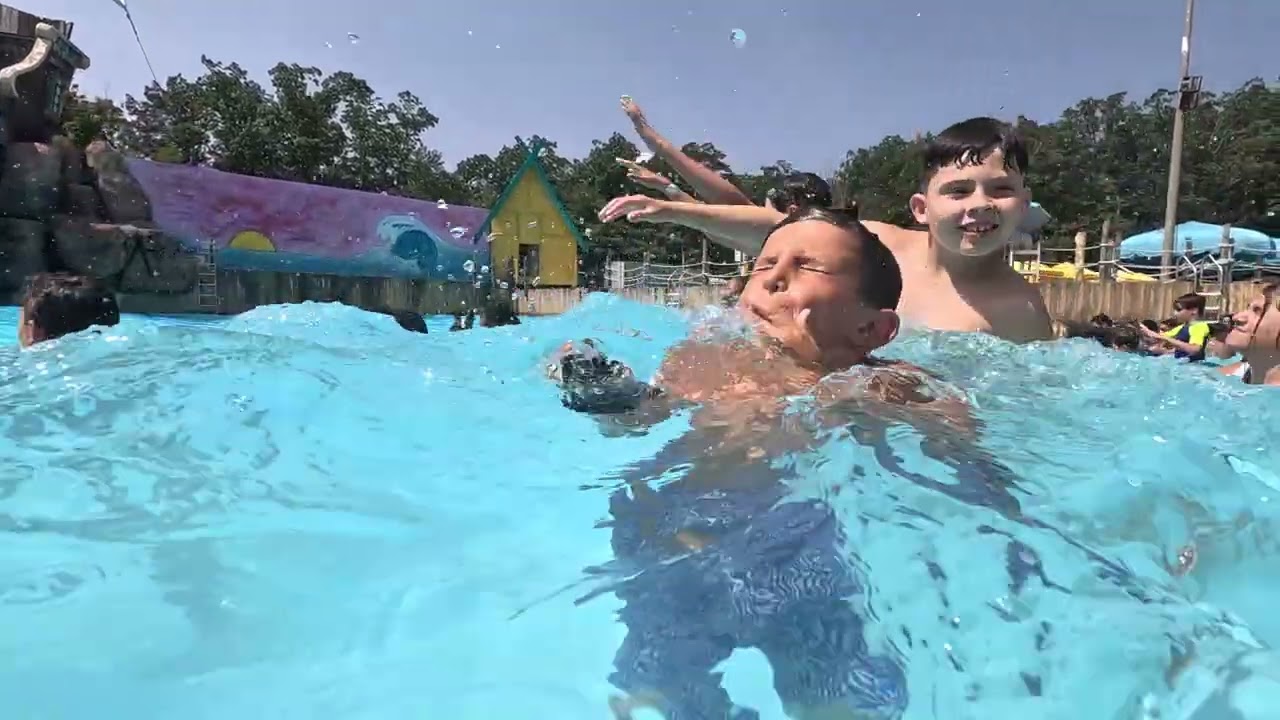 Wave Pool Dorney Park