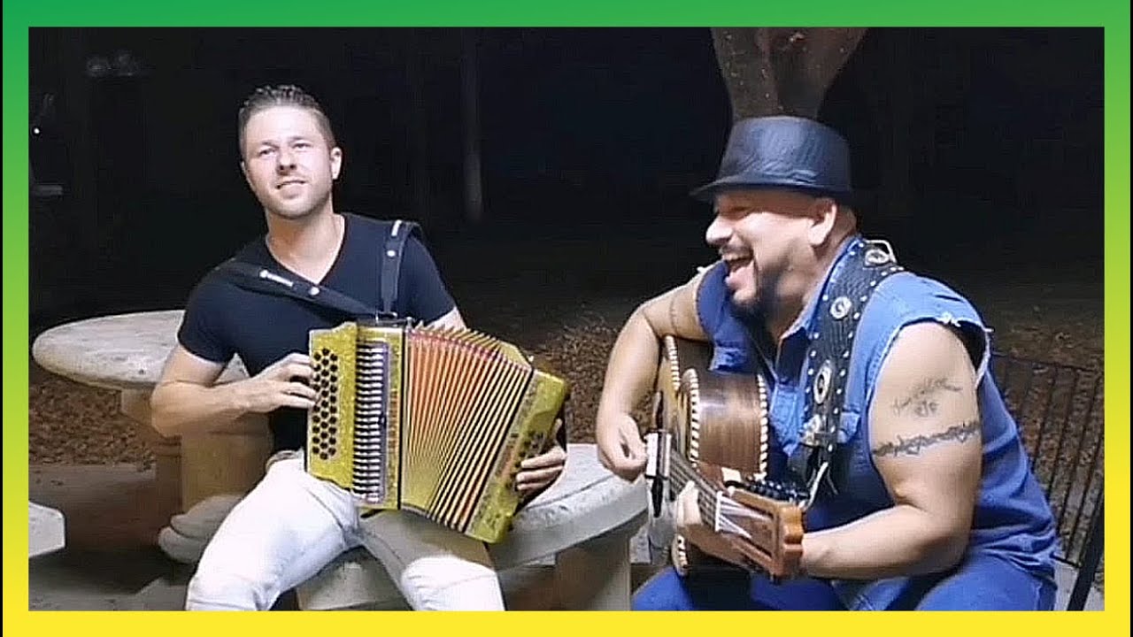 Moneda Sin Valor - Dwayne & Juan P Moreno