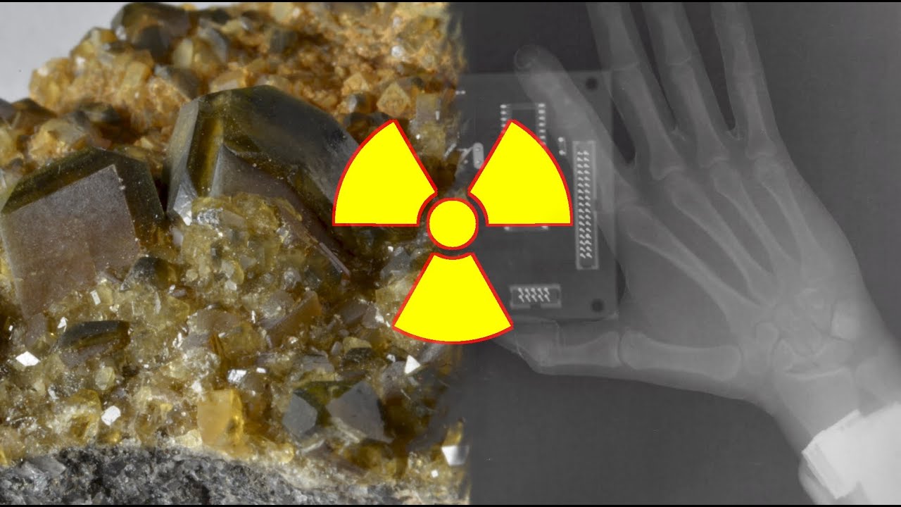 Radian Barite / Radio Baryte, a naturally radioactive Radium mineral!