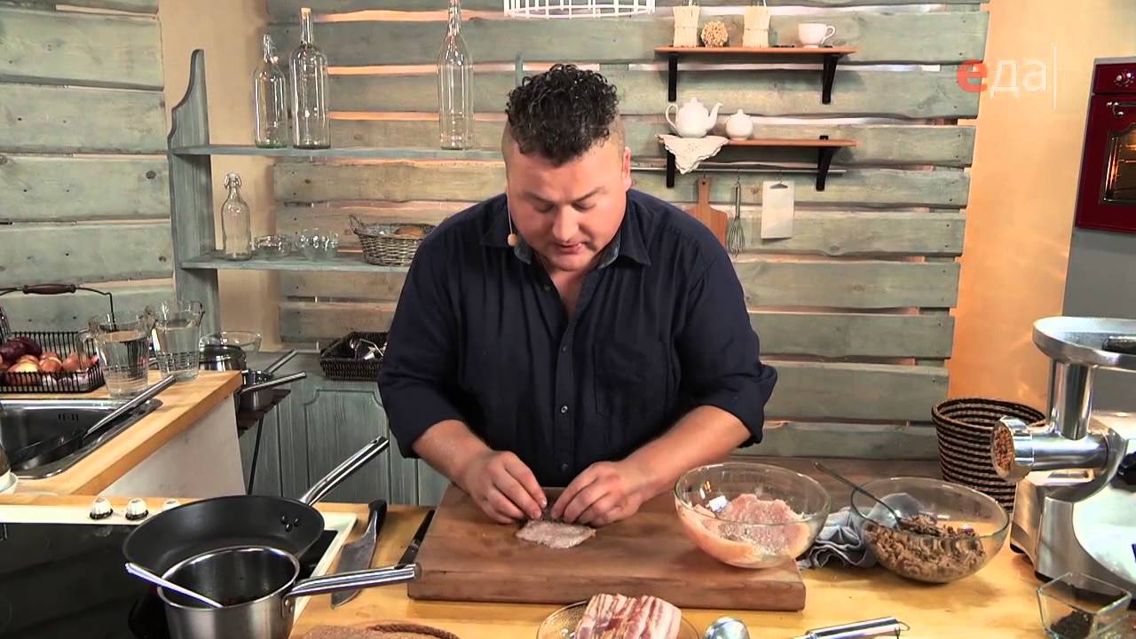 Куриные рулетики с можжевеловым соусом