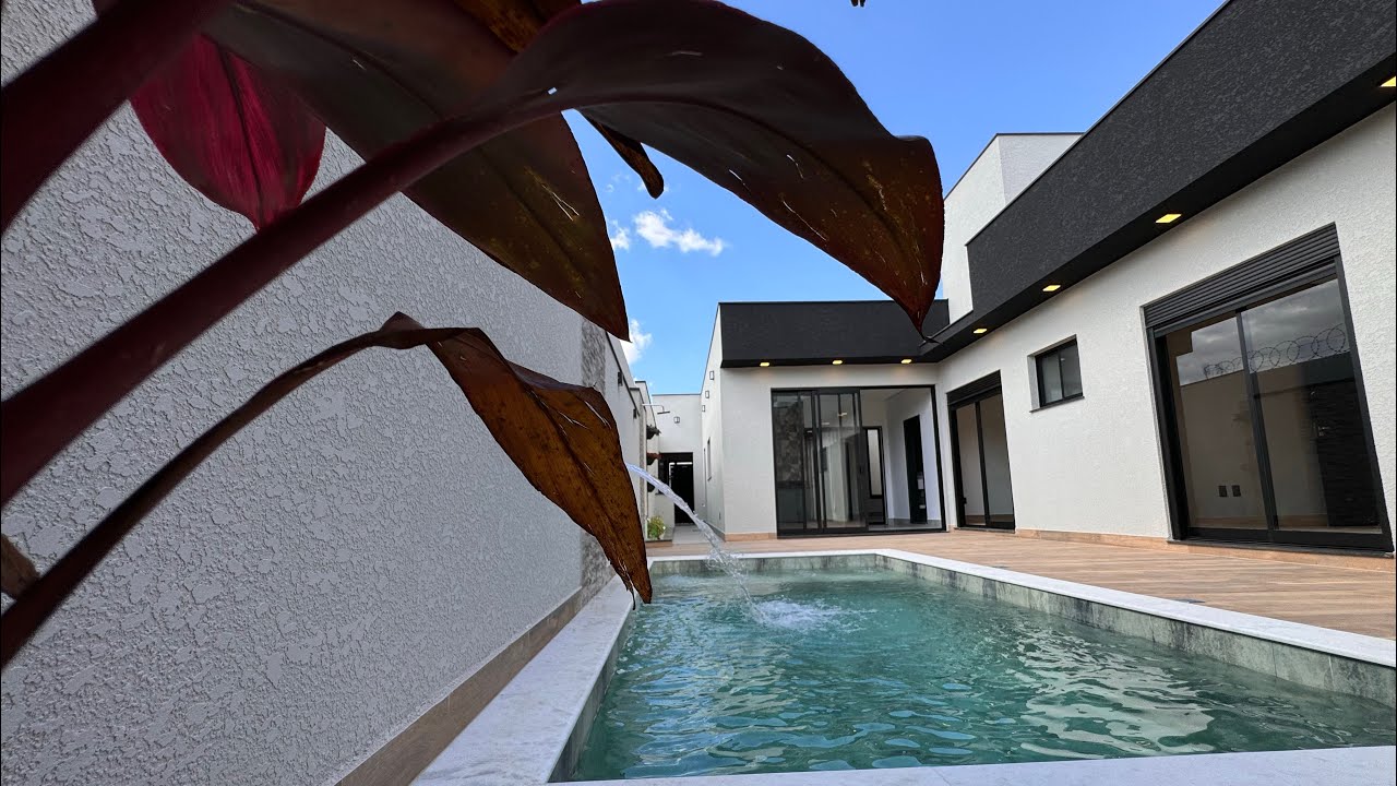 CASA TÉRREA COM ENERGIA FOTOVOLTAICA EM BRAGANÇA PAULISTA, INTERIOR DE SÃO PAULO