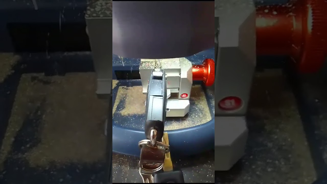 máquina automática kukai beta cópia de chave do gol 2006 feita pela fotografia