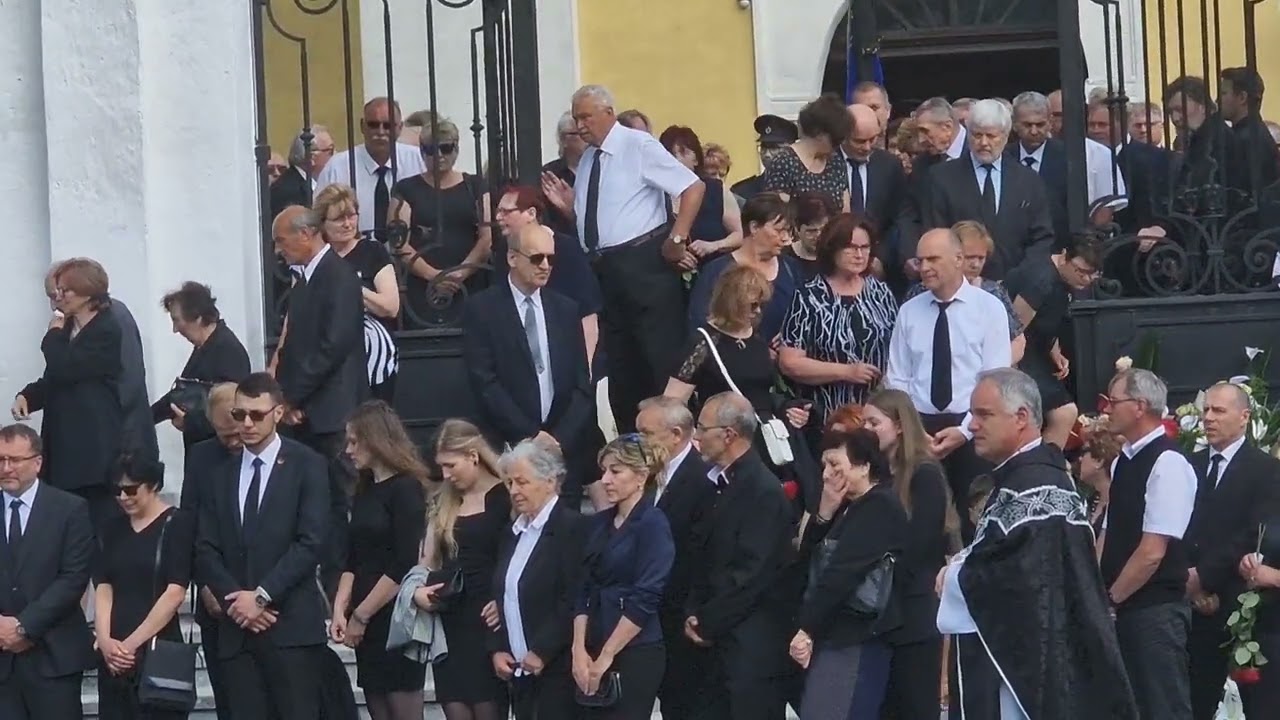 MILOTICE-Posledni rozloučení s místostarostou obce, folkloristou Josefem Levkem