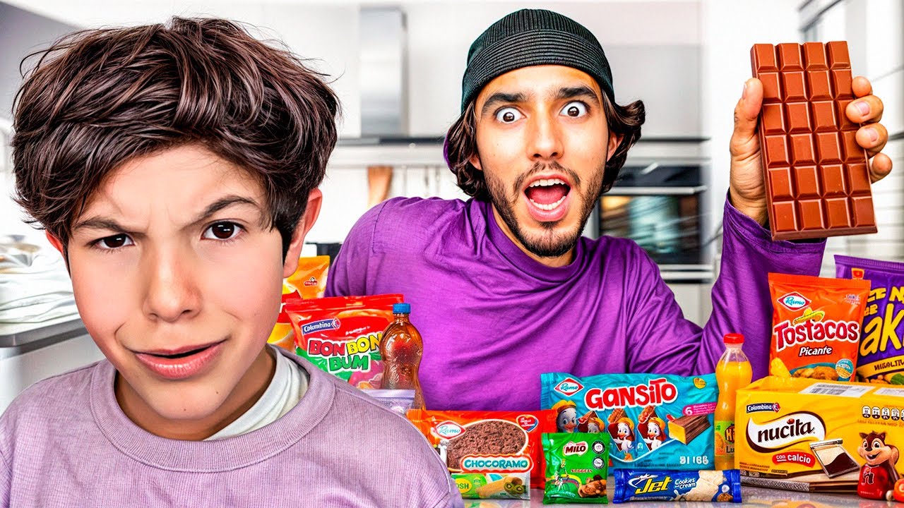 ⁠RICKY LIM&Oacute;N PROB&Oacute; los MEJORES DULCES COLOMBIANOS!! 😎