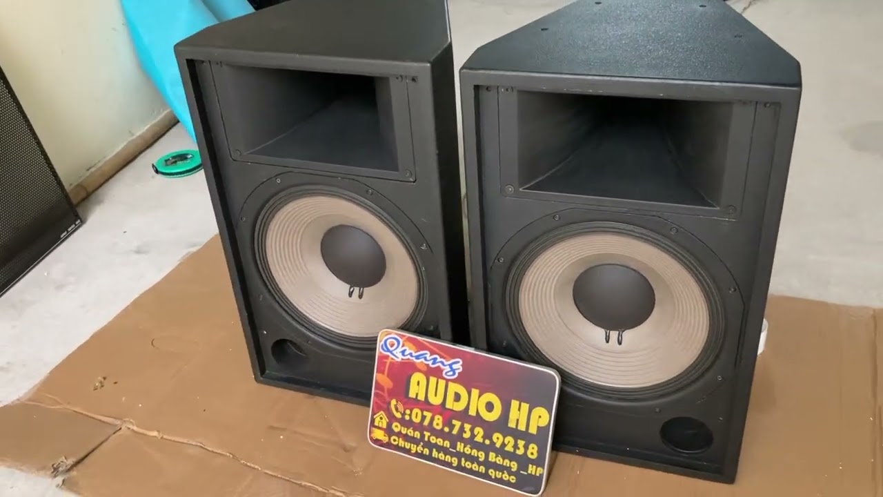 Mời các bác đeo tai nghe thưởng thức chất âm của jbl array 4892 độ phủ quá tốt
