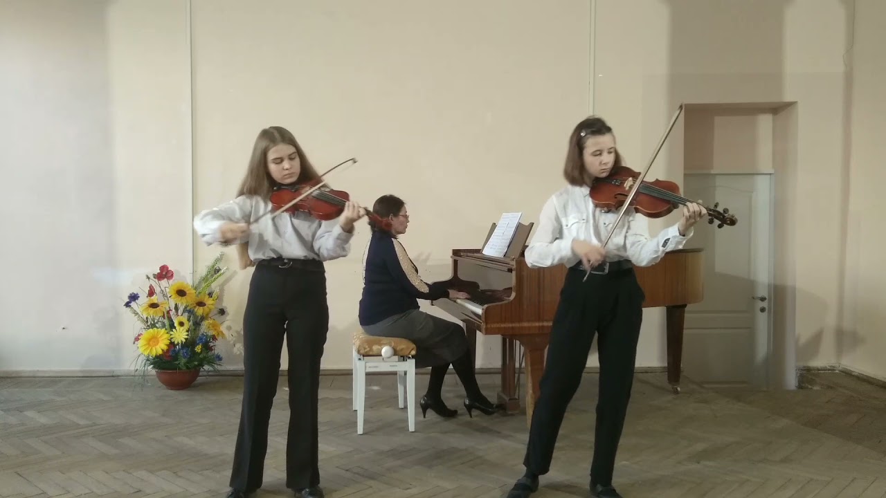 Дует Фантазія у складі Марії Супрун та Вероніки Колос.  М.Стецюн 