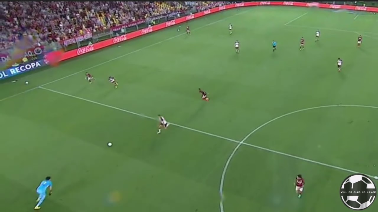 Análise do primeiro gol do Lanús contra o Flamengo: Quem falhou: Ayrton Lucas ou Rossi?