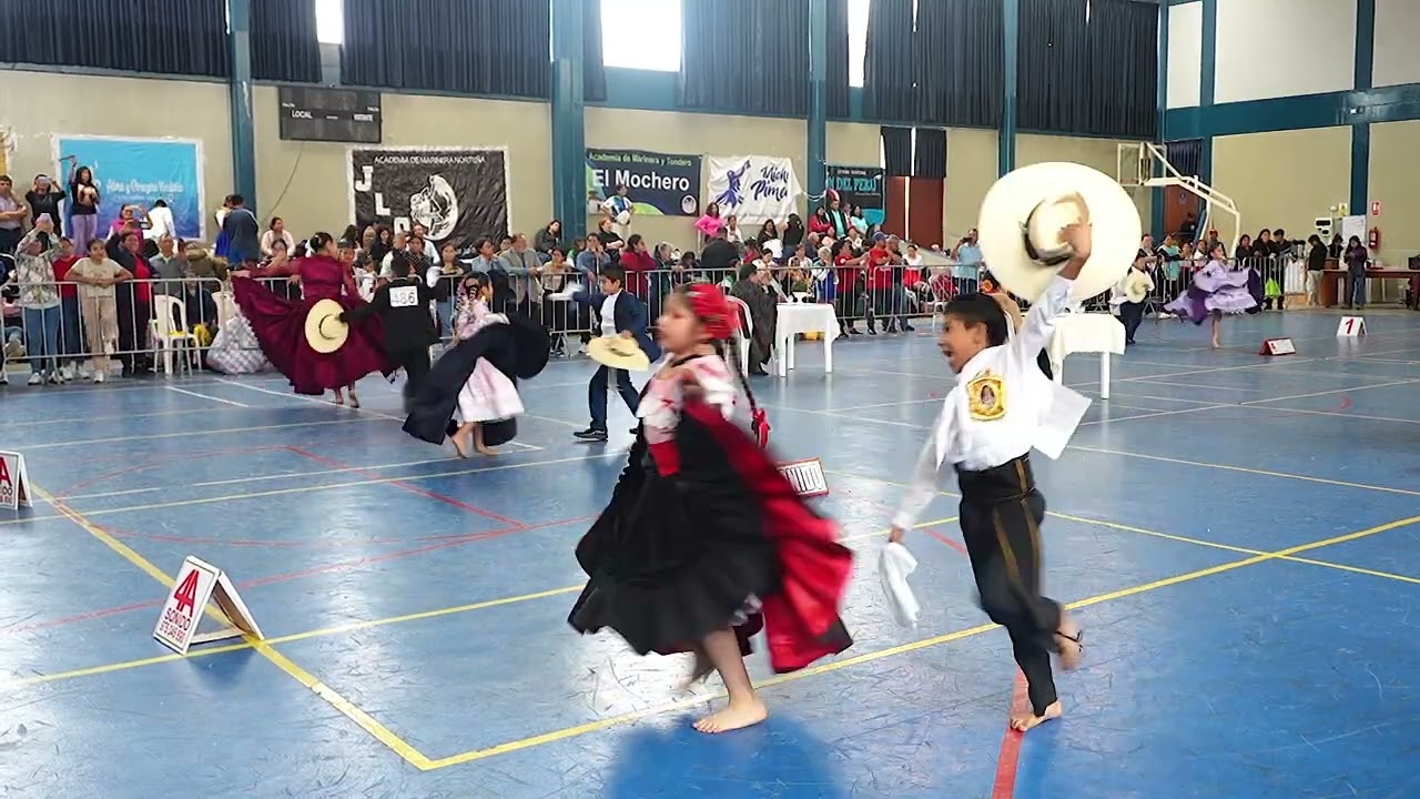 Ale Marinera Pañuelo Blanco 2025