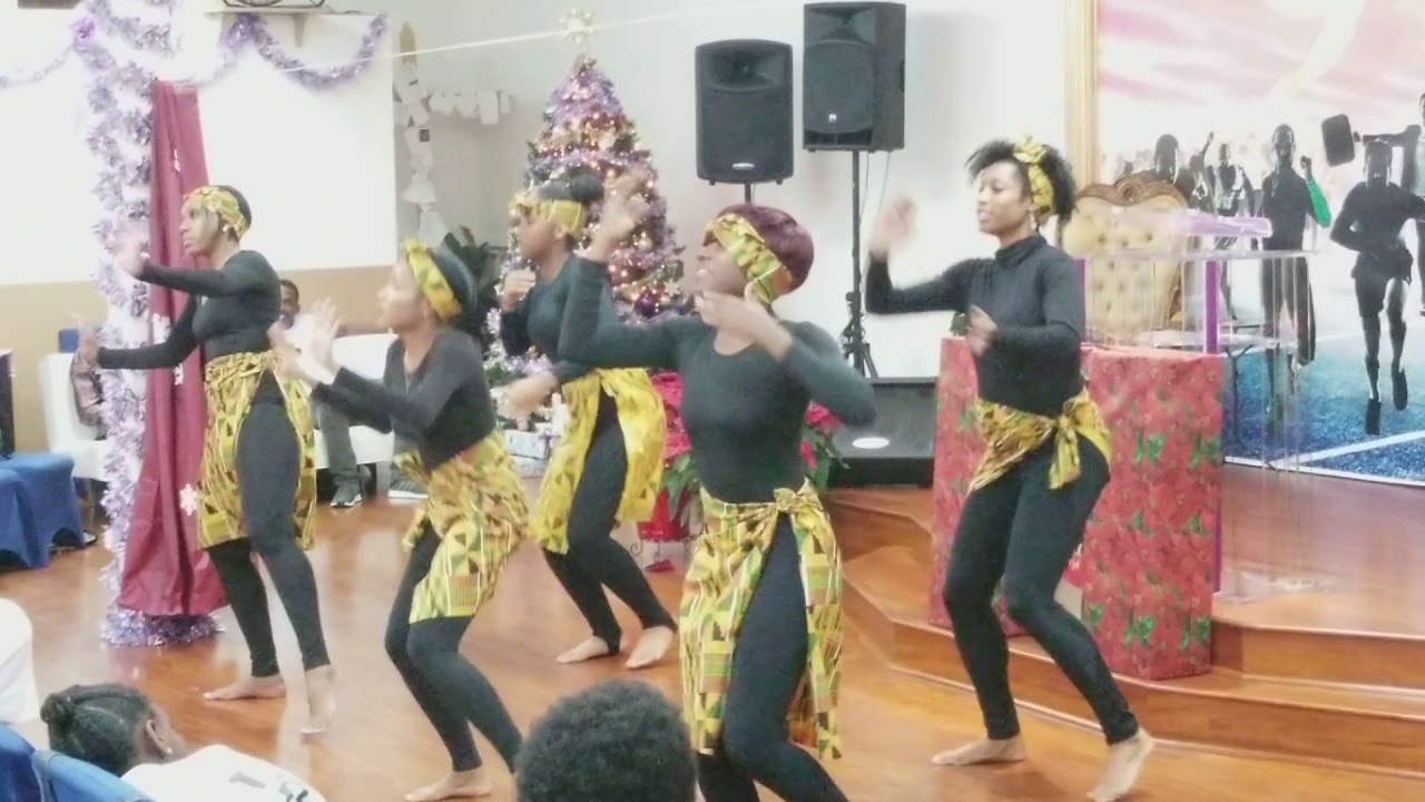 Somebody shout hallelujah praise dance!
