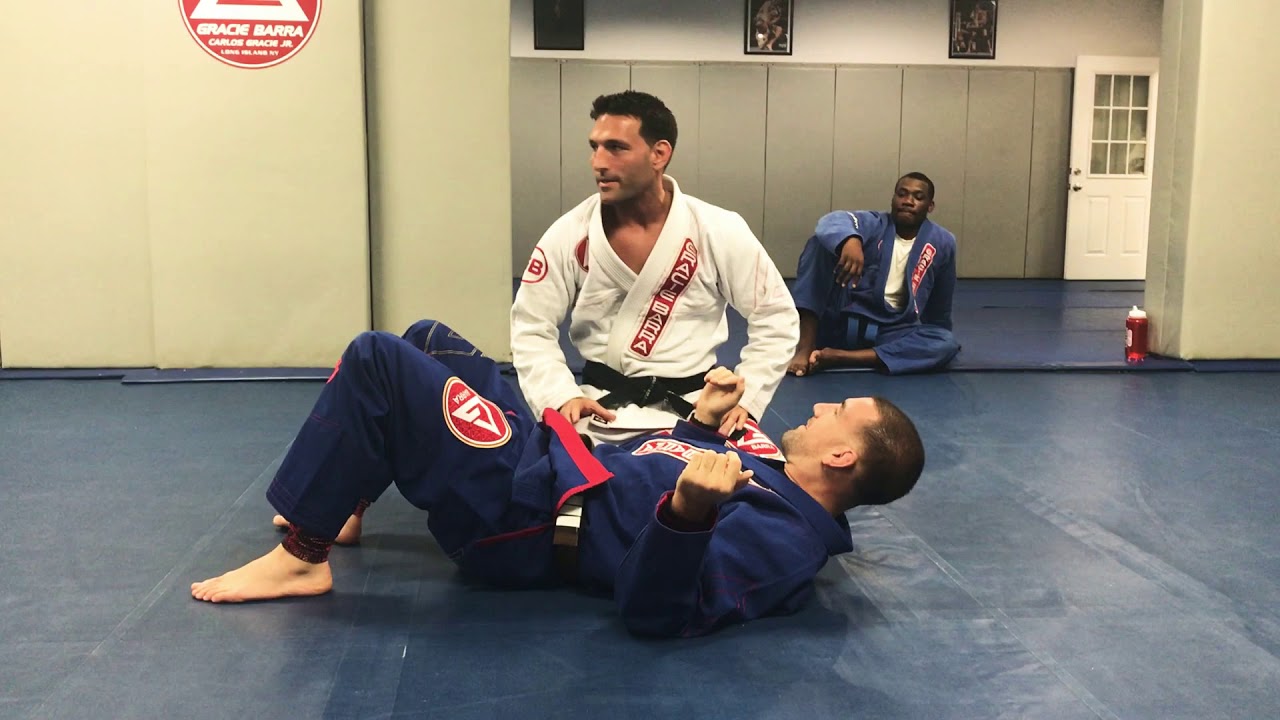 Sneaky shoulder lock from Side Control