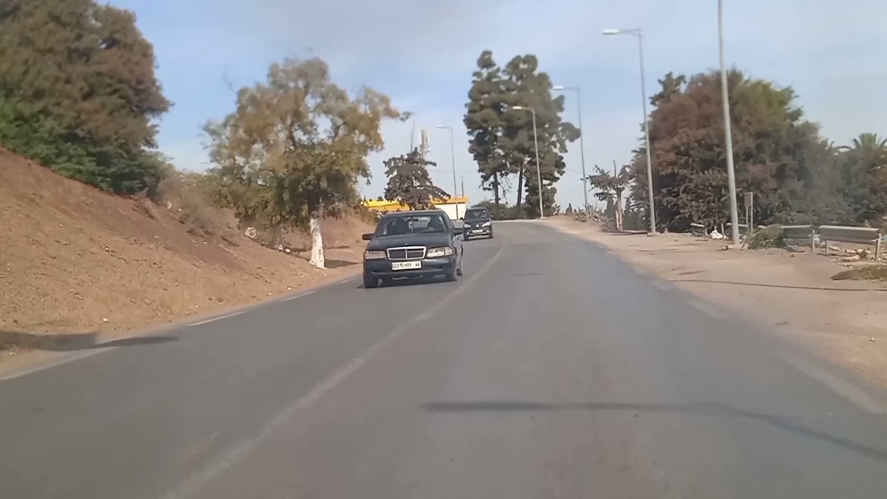 الطريق الى شاطئ الورود عين تموشنت مدخل غلال
