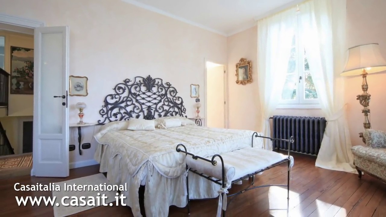 Villa for sale on Lake Como