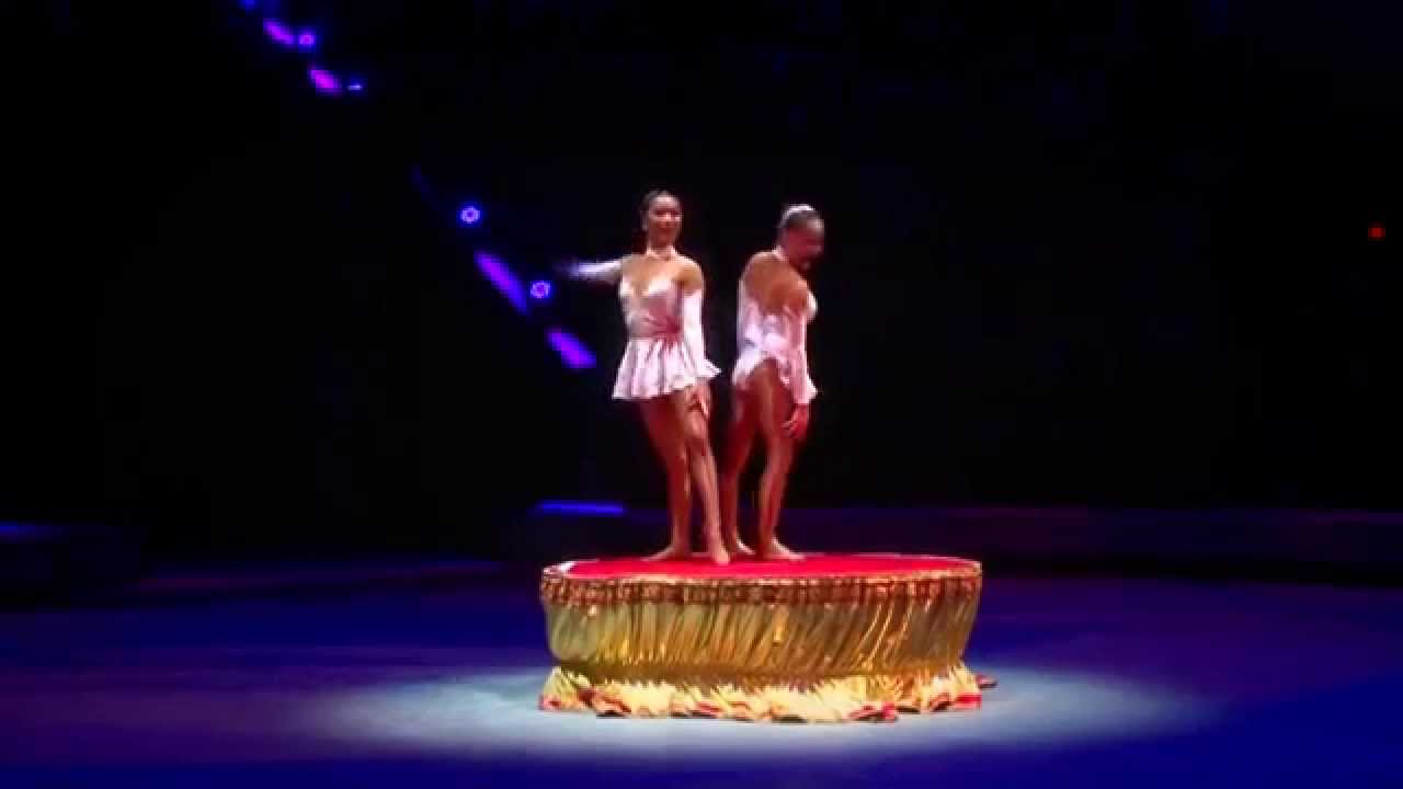 Contortion act 2 girls from Mongolia, Represented by;Int.Show Productions GbR