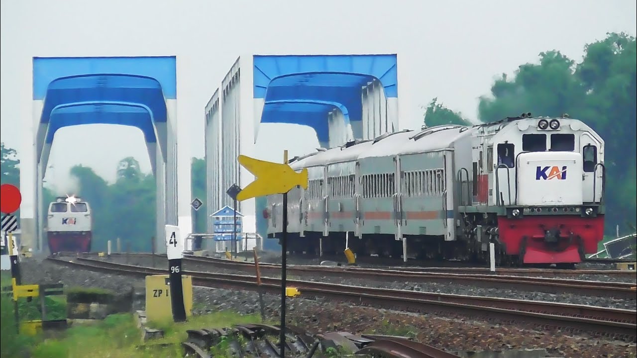 PPKA HARUS SIAP DAN TELITI! Hunting Kereta Api di JAM SUPER SIBUK Stasiun Kertosono