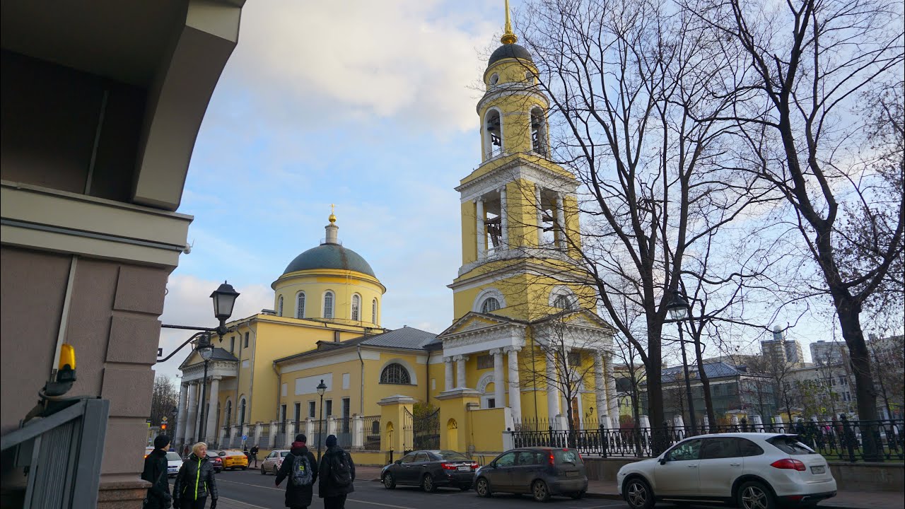 Москва, Малая Никитская улица.