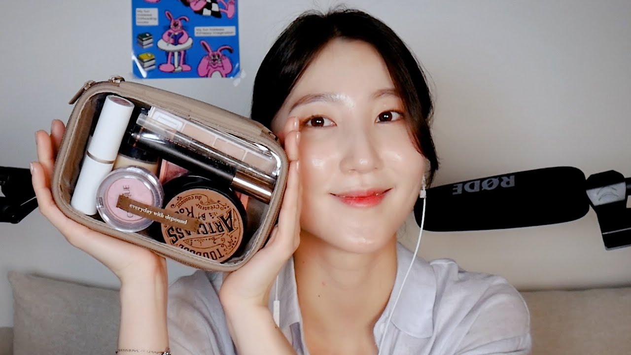 ASMR | 왓츠인마이파우치 | What's in my pouch | Tapping | Whispering