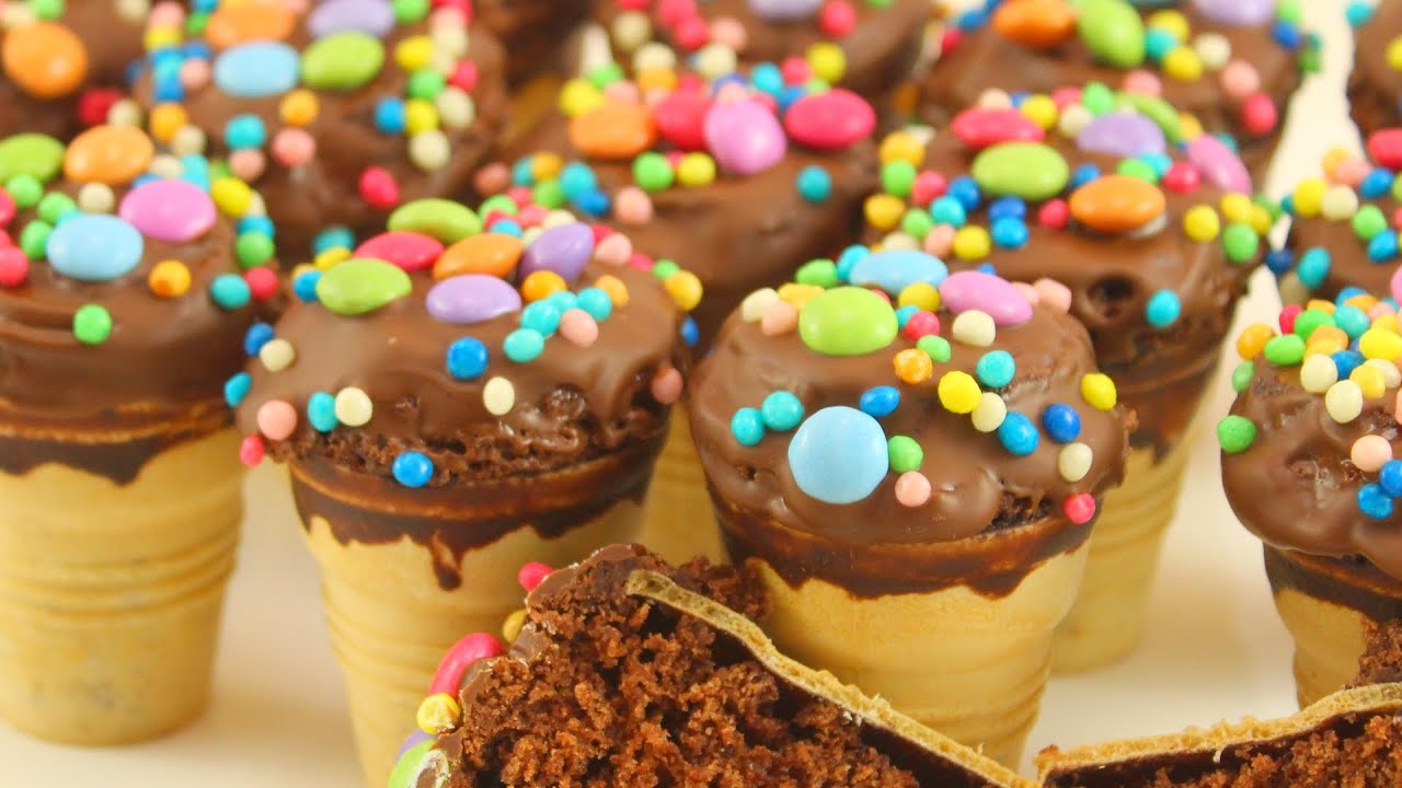 Waffelmuffins | Partymuffins für den Kindergeburtstag | bunte Schokomuffins Rezept