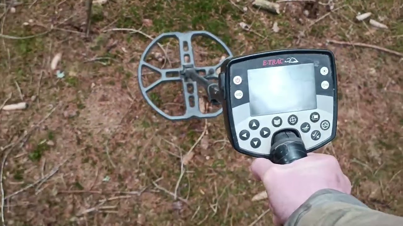 Minelab E-trac + Nel Storm depth test (eng.subtitles)