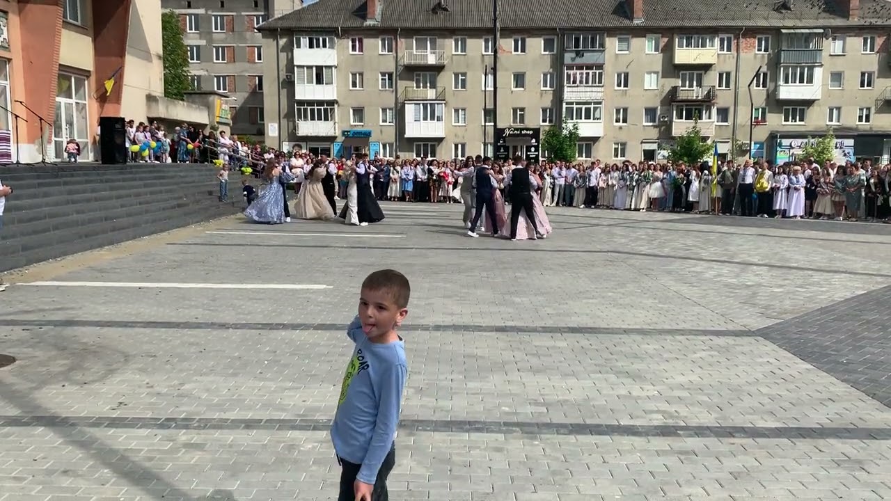 Вальс випускників 2025