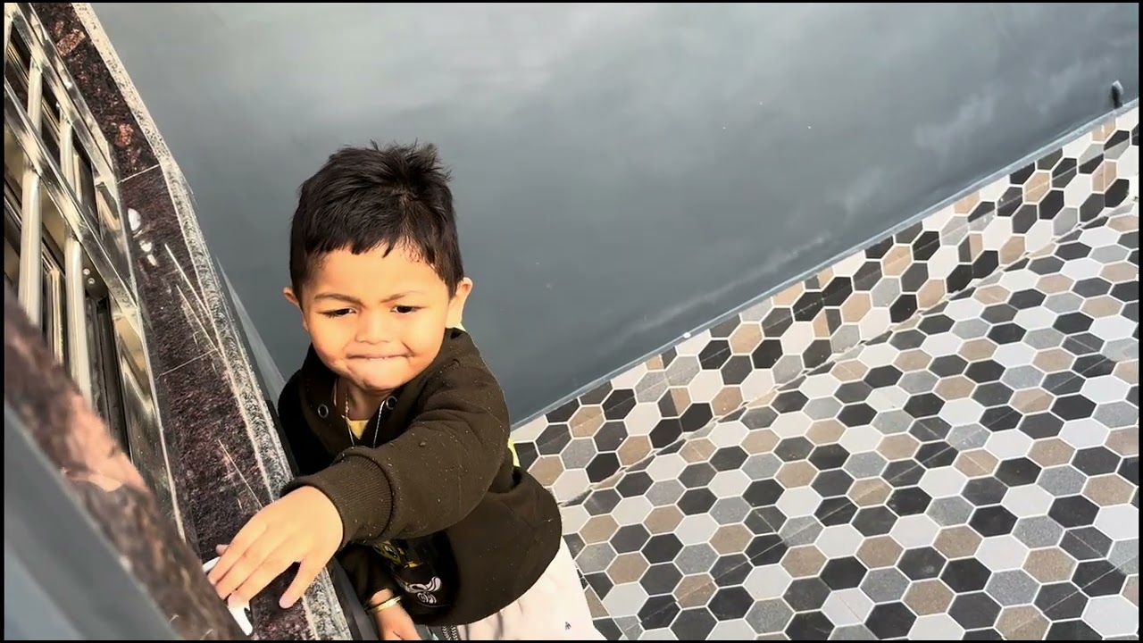 Gullu dadi se hua pareshaan 😍 