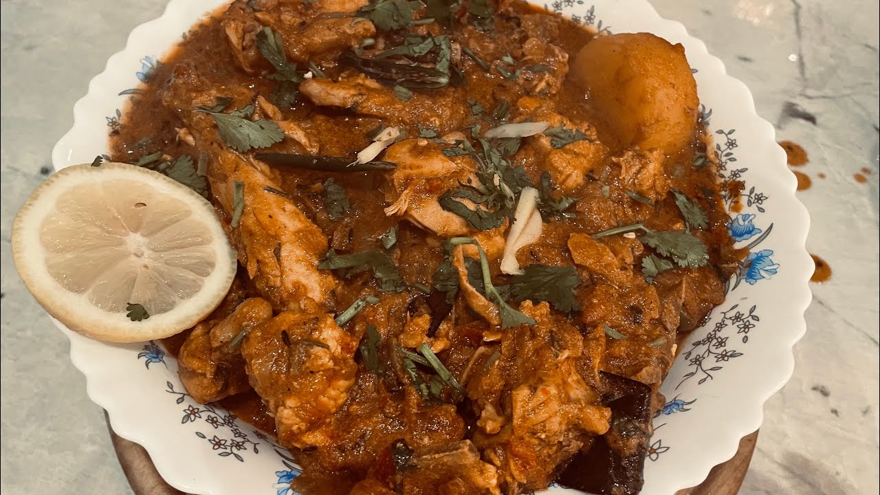 Chicken aloo curry recipe/ chicken with potatoes curry/ most delicious and easy chicken curry recipe