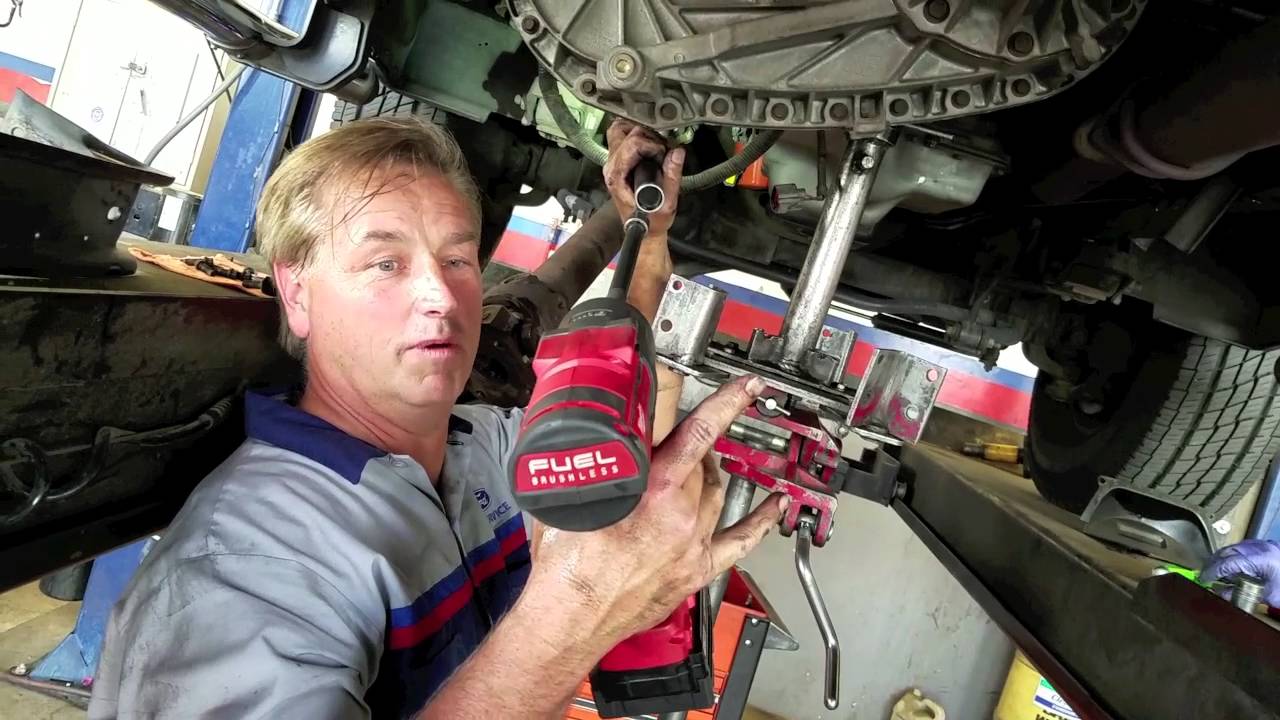 7.3 Powerstroke Rearmain seal, transmission R&R with oil pan tips.