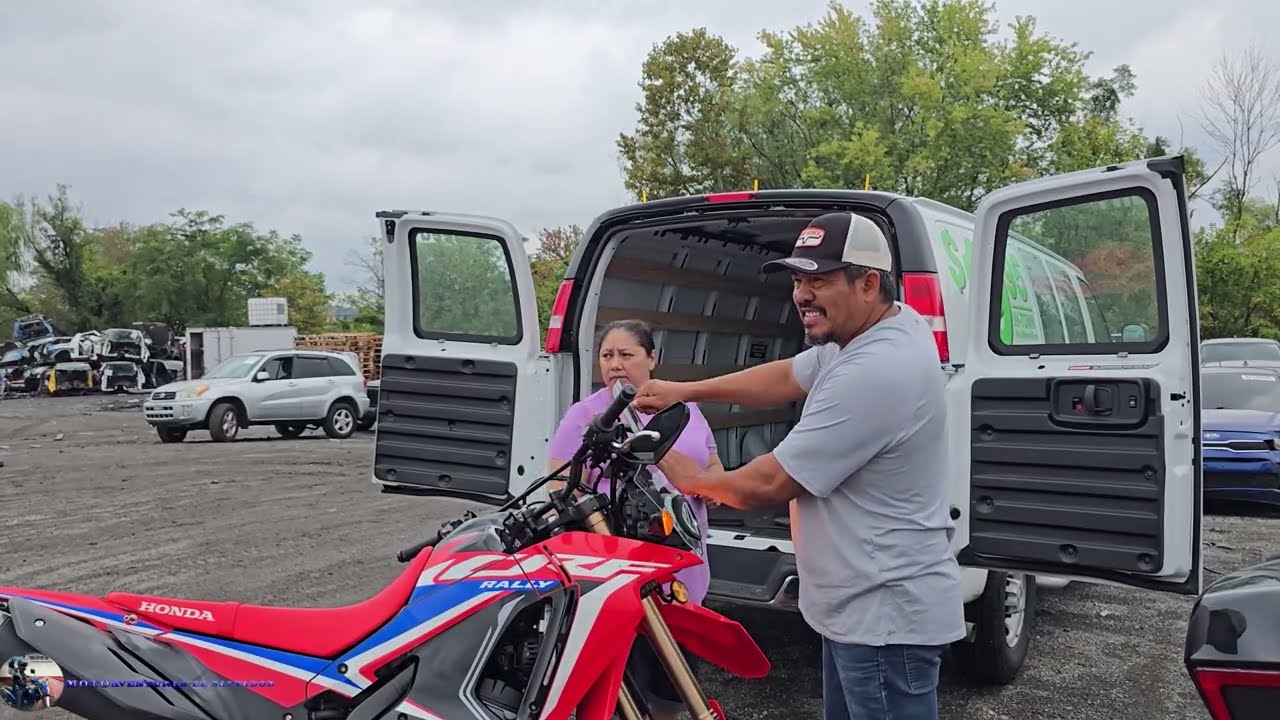 Asi es como mande  la CRF 300 RALLY  de Estados Unidos