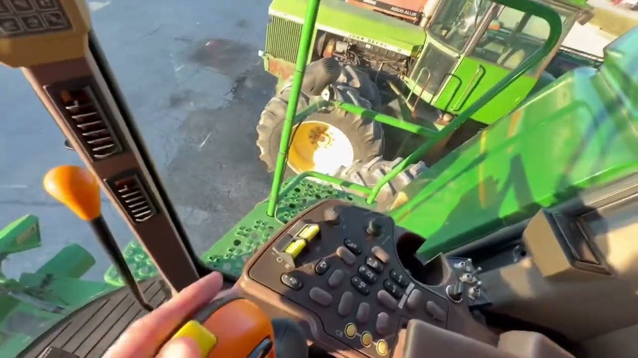 John Deere 9660 STS 29 000$ 