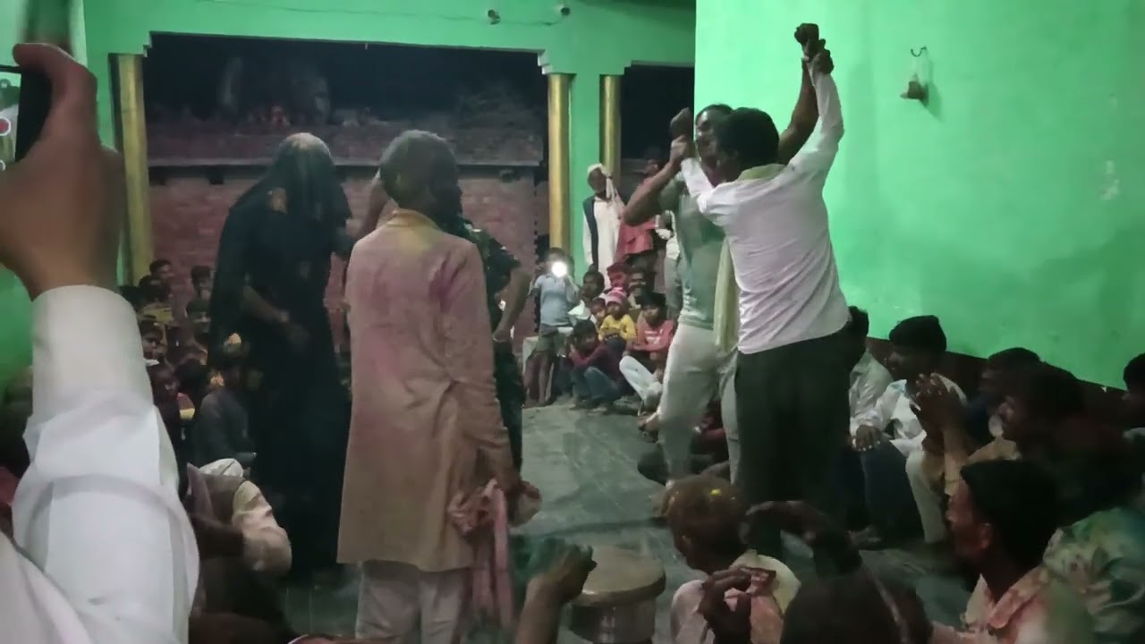 ग्राम असलोर की होली nirahua Gaurobadan chhipe jaaye @Jitendra yadav  JT Yadav YouTube channel 