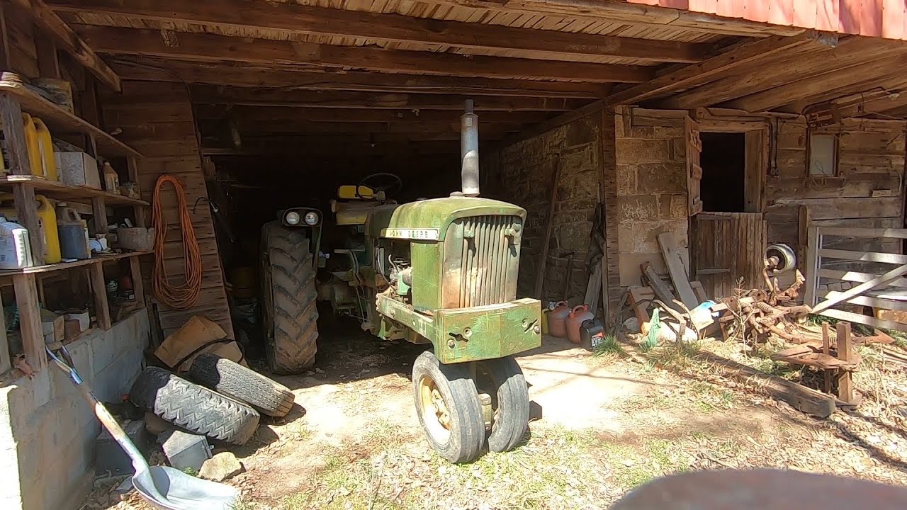 John Deere 2010 Oil Change   Part 1