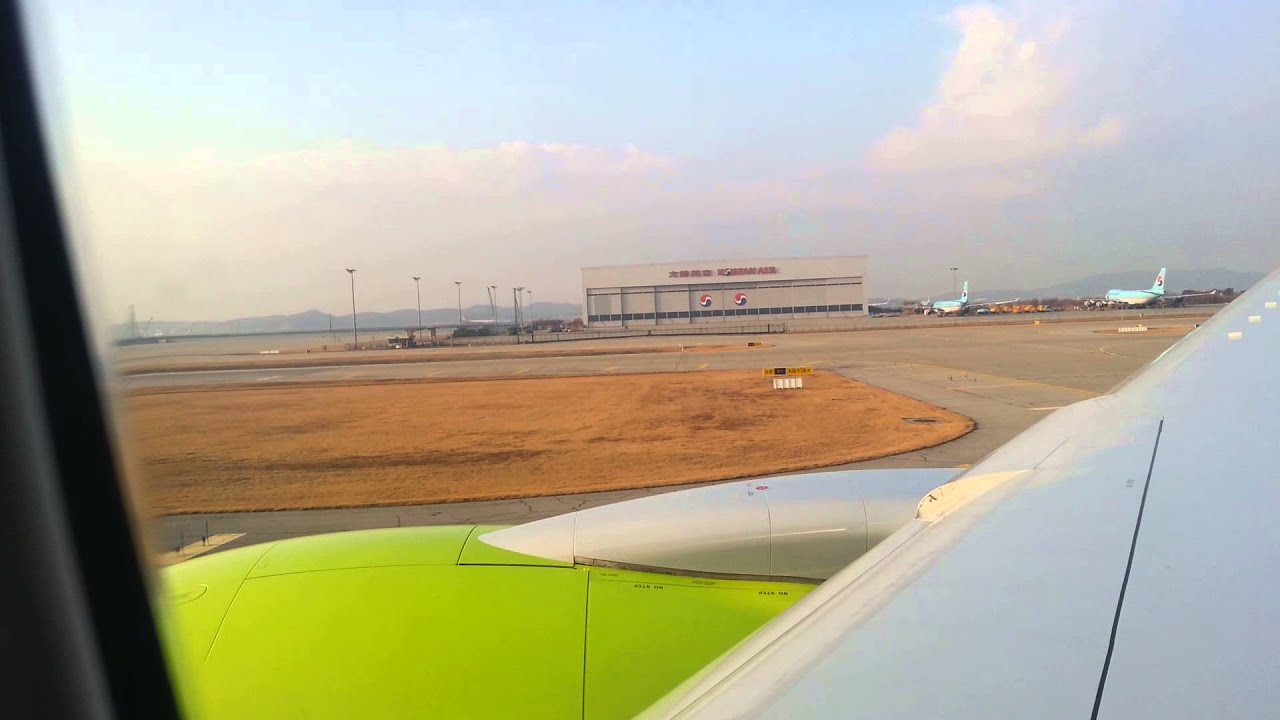 Jin air Boeing777-2B5/ER Take off incheon