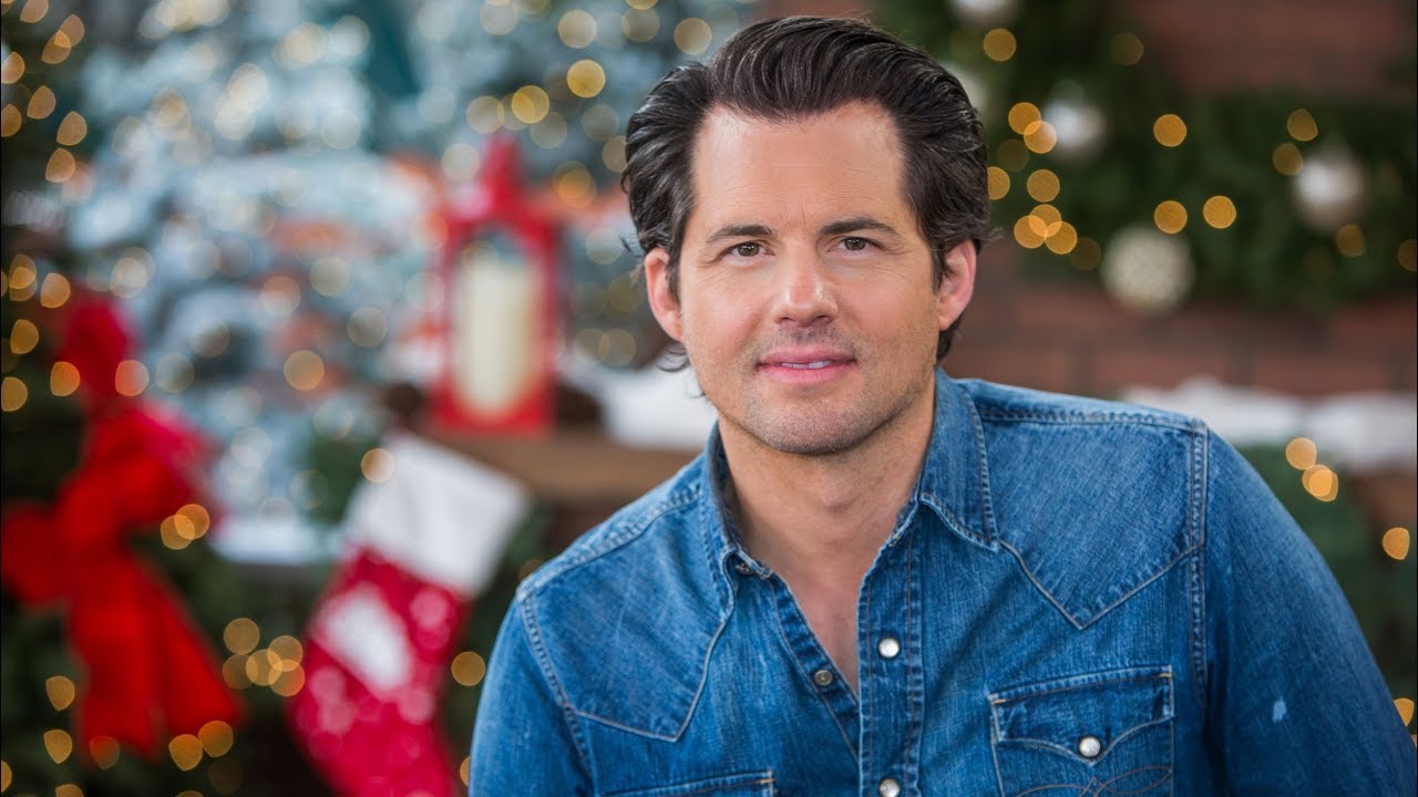 Kristoffer Polaha 