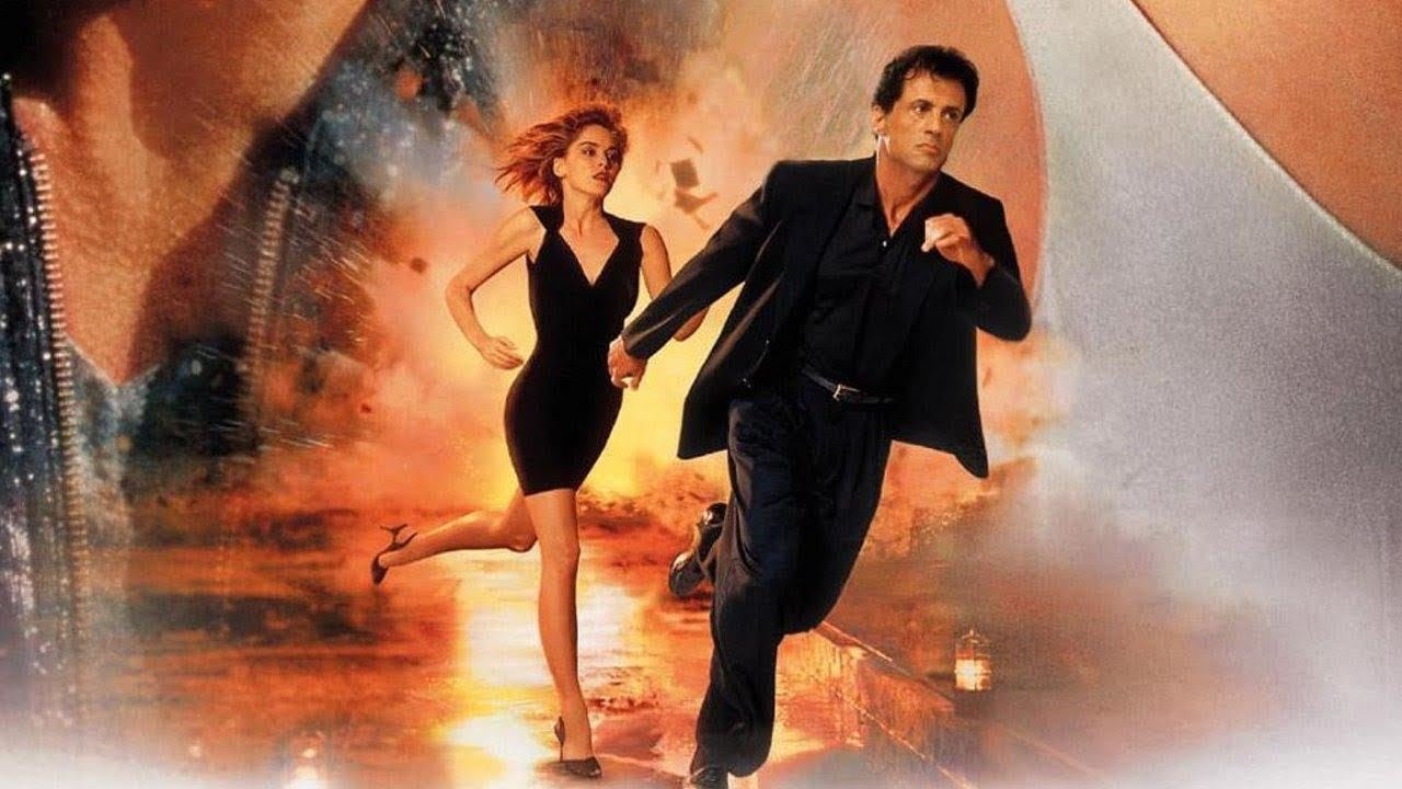 Gloria Estefan: 'Turn the Beat Around' - The Specialist (1994) OST