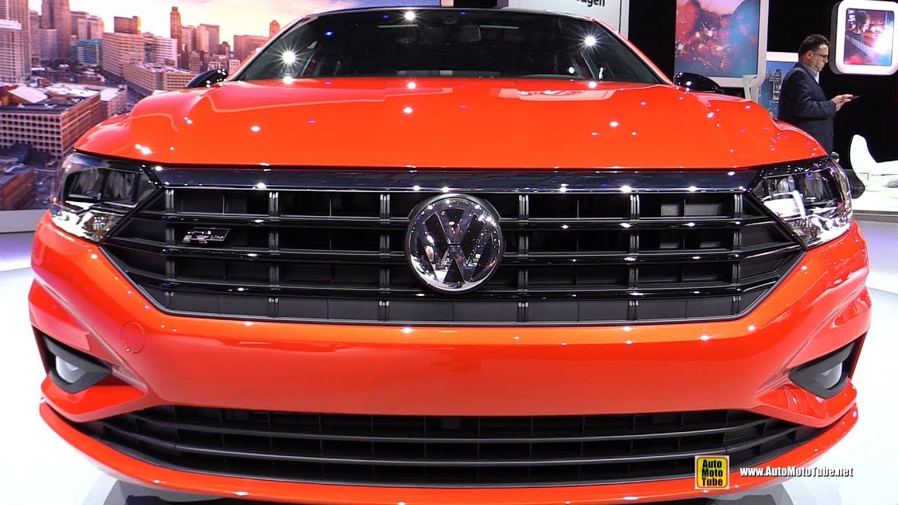 2019 Volkswagen Jetta R-Line - Exterior and Interior Walkaround - Debut at 2018 Detroit Auto Show