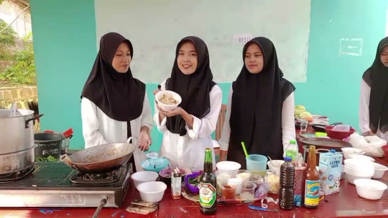 Album Madrasah Aliyah At-tafsiri