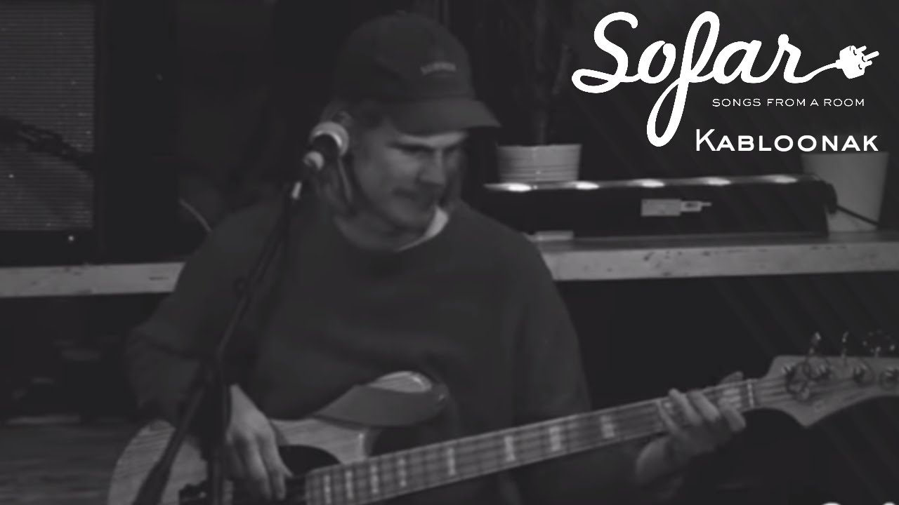 Kabloonak - She Is Bored | Sofar Vilnius