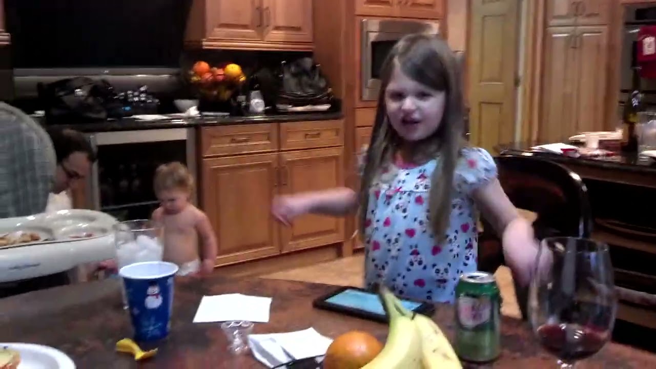 Camille / Gabi   singing Blair Dr.  3or 4 yrs old razor 2012 2013 gary phone 215