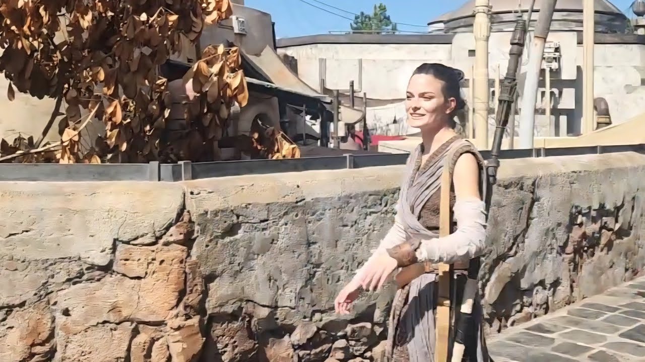 🔴 LIVE: Disney's Hollywood Studios |  Will We See Rey ... 3/1/26