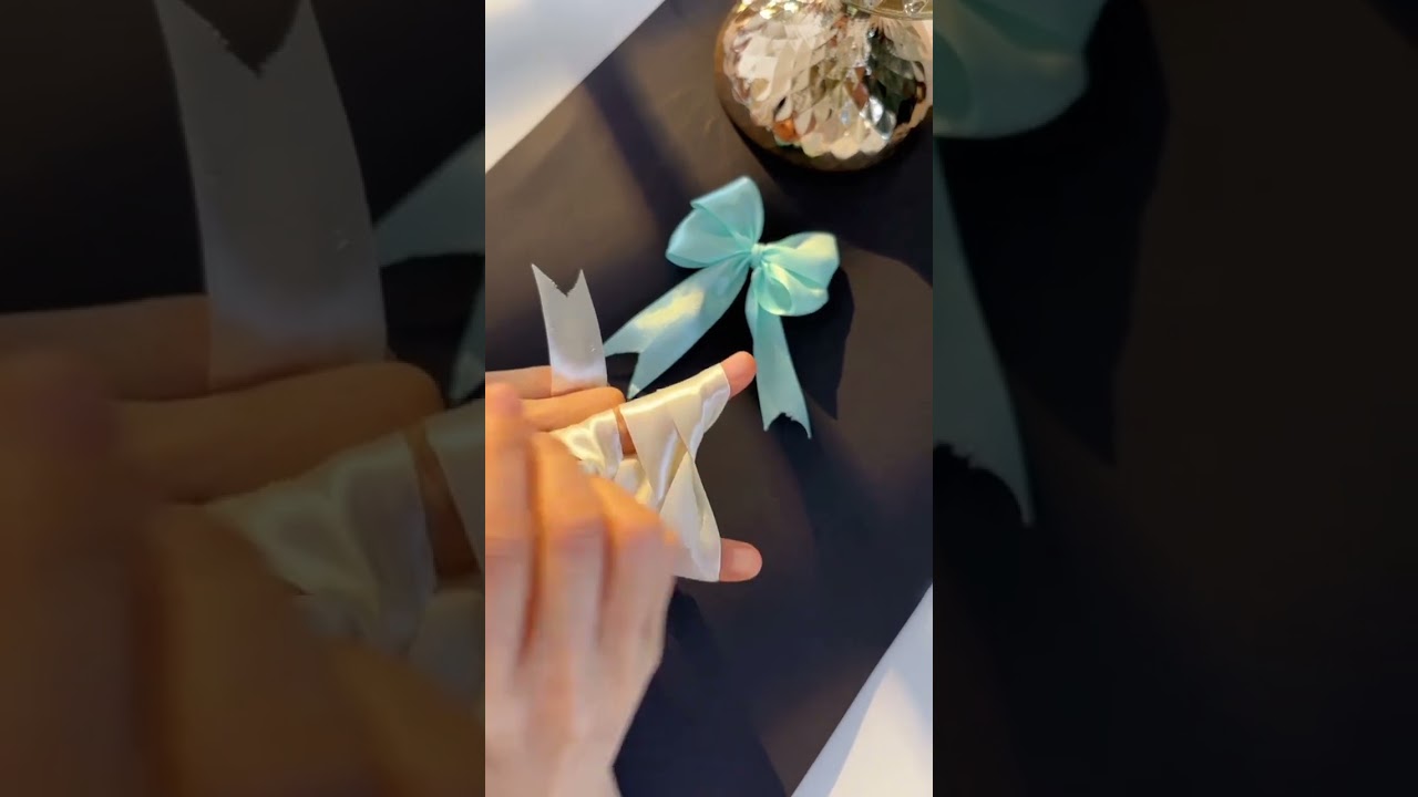 C&aacute;ch buộc nơ trang tr&iacute; hay