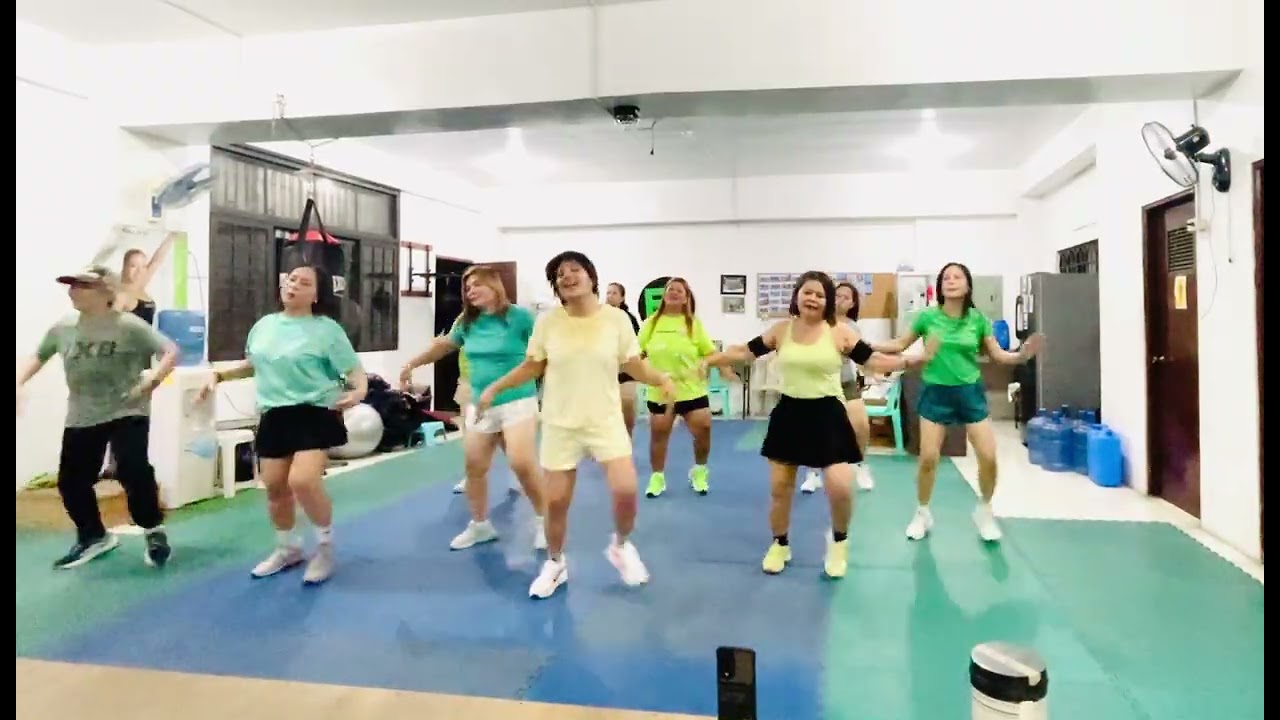 Buksan mo papasukin ako-zumba💃💚 #viral #dance #youtube #dancetrend #yt  #trending #nocopyrightmusic