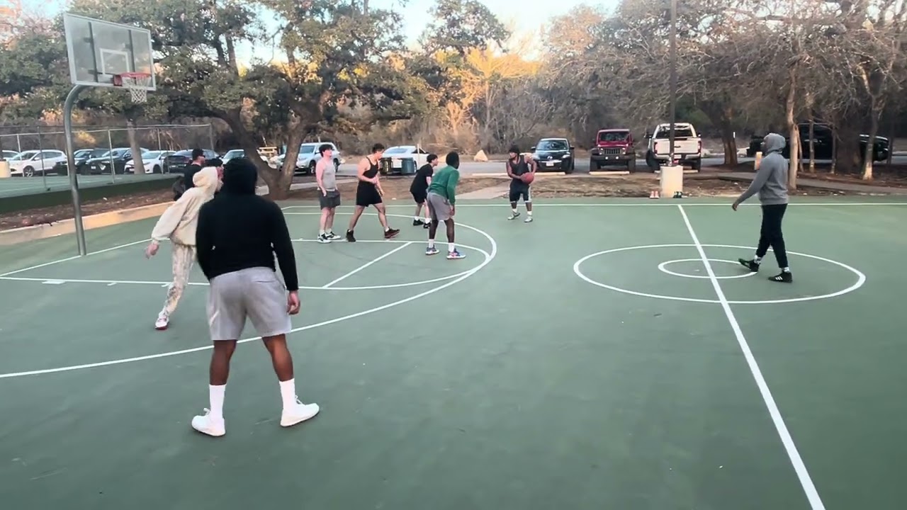 Hooping During The Freeze🏀🥶 