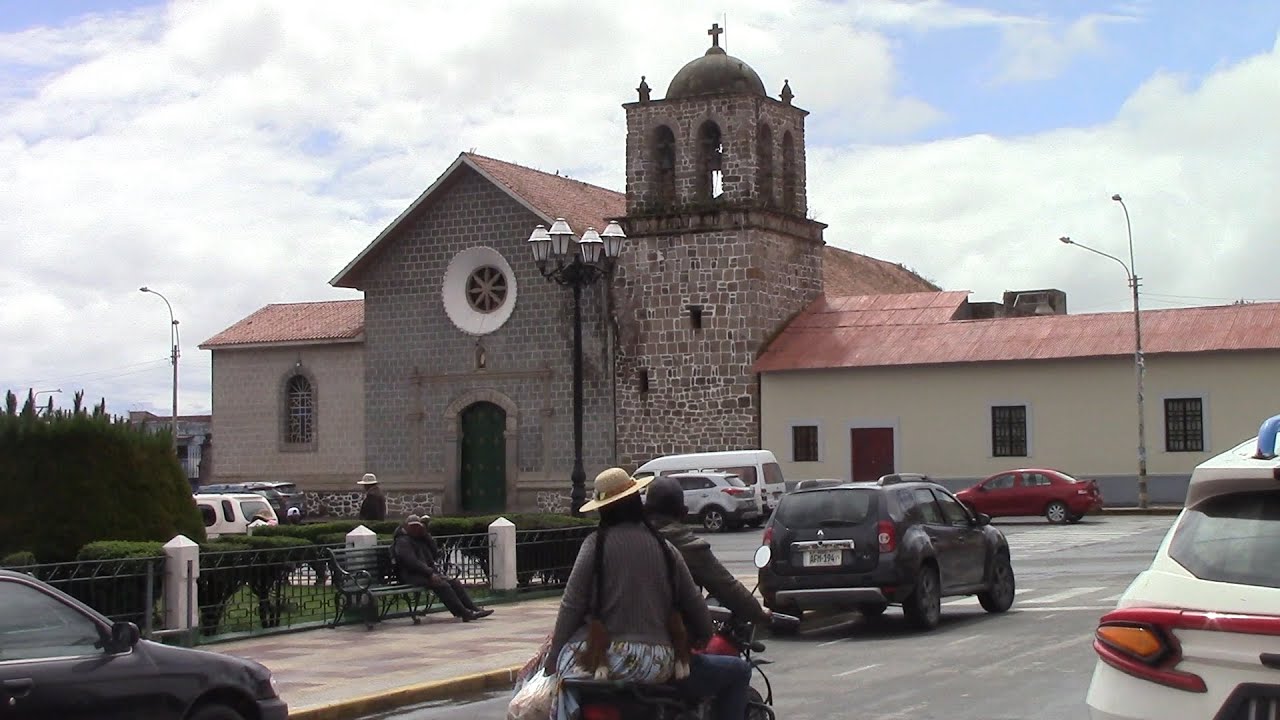 YUNGUYO Ciudad Frontera PERU BOLIVIA.