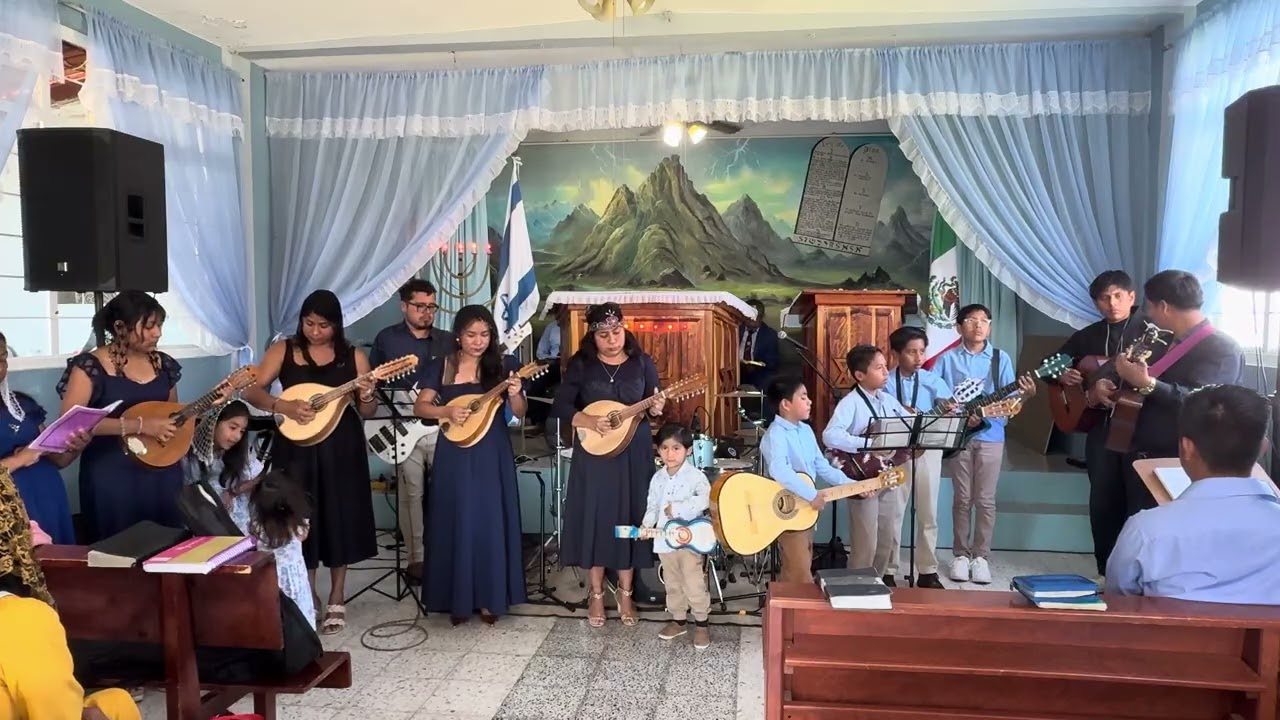 Pueblo Cristiano - Estudiantina Ebenezer 