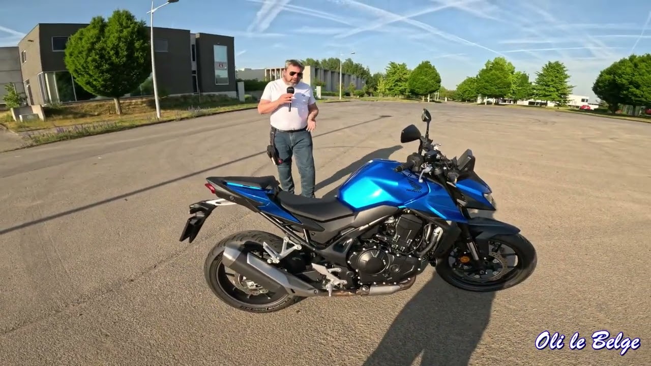 Honda Hornet 750, la finition les amis ;-) @Honda Motorcycles Europe #hondacb750hornet #cb750hornet