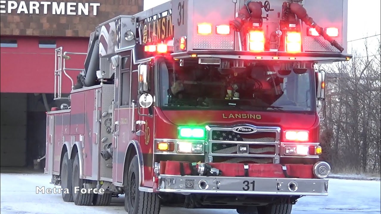 Lansing IL Fire Dept Truck 31 Responding
