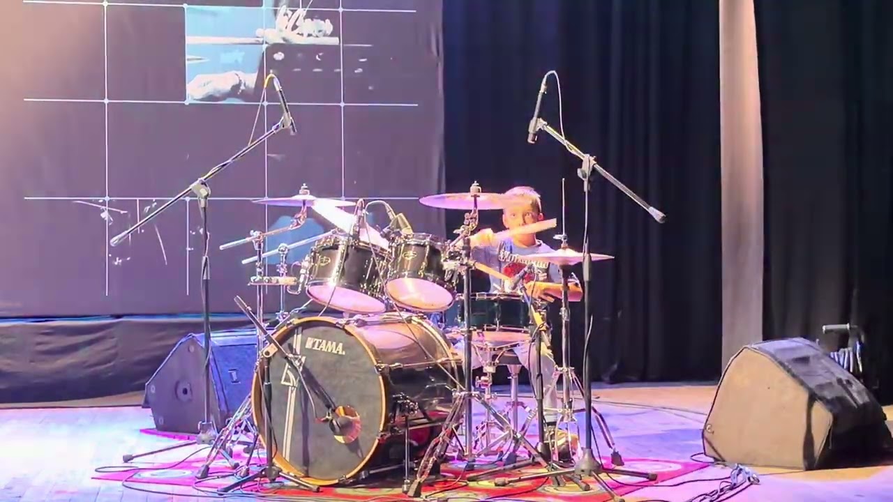 Adi Playing Gunning for Funk on Stage